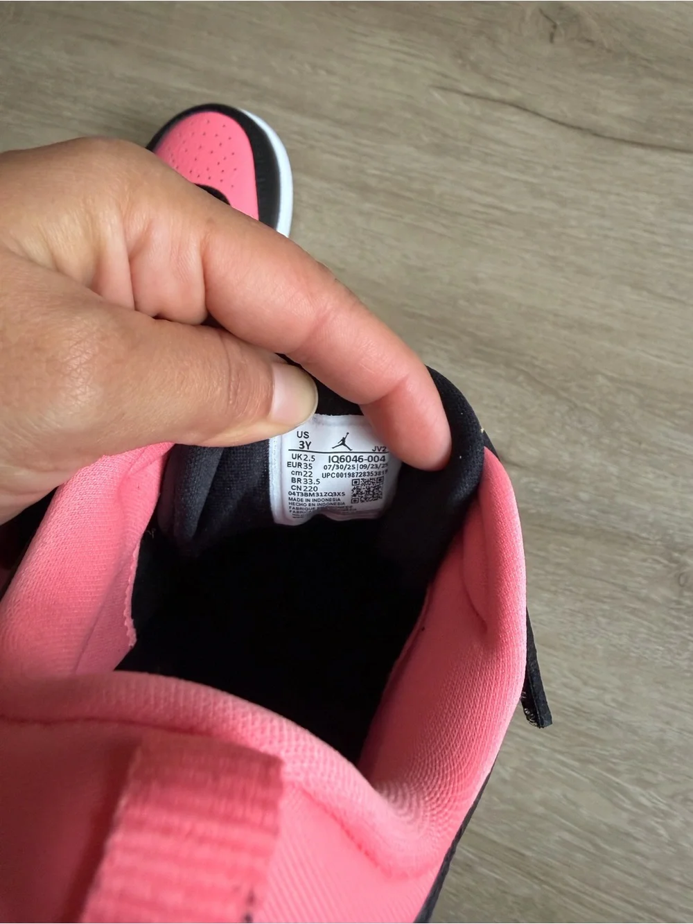 Jordan Court Connect Low Sneakers Pink Black SZ 3 New